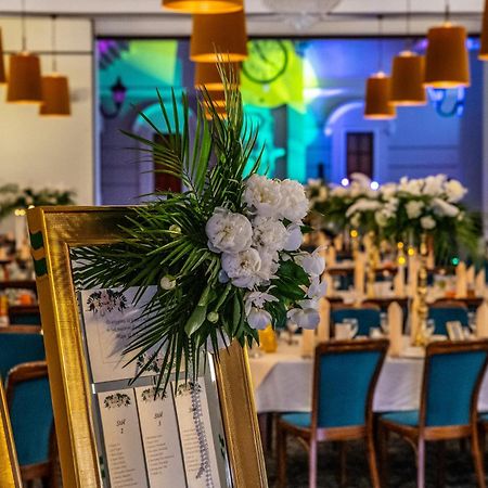 Hotel Sonex Ченстохова Екстер'єр фото